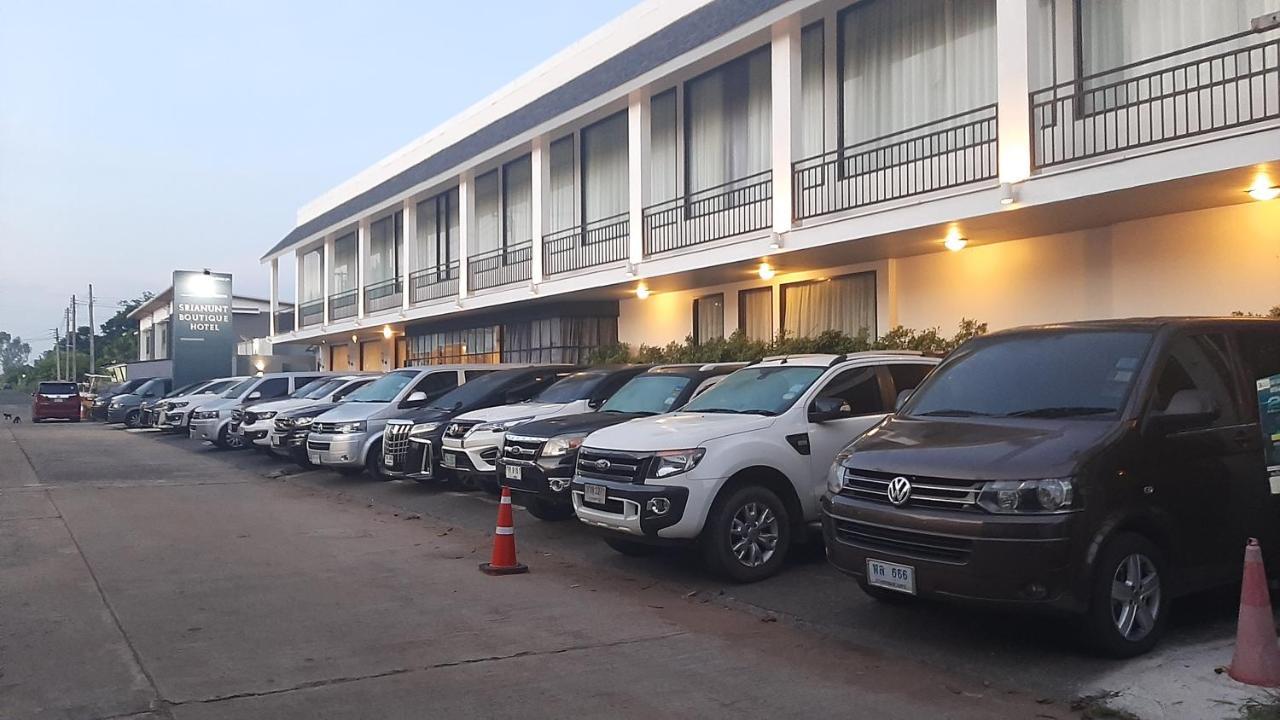 Srianunt Boutique Hotel Buriram Extérieur photo