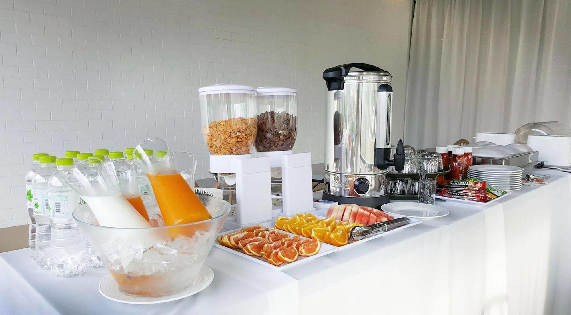 Srianunt Boutique Hotel Buriram Extérieur photo